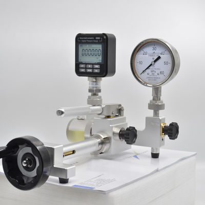 6kgs HS705 Manual Hydraulic Pressure Hand Pump for Transformer Oil Applications