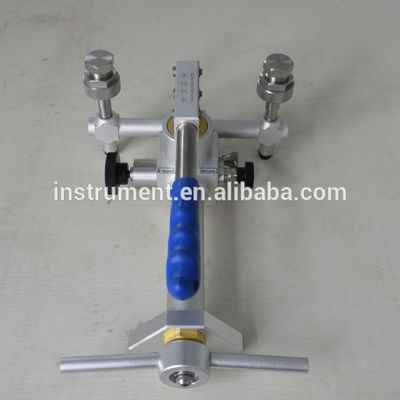 0.1mbar Adjustment Resolution HS703 Hand-operated Calibration Pressure Source in Buna-N