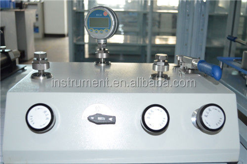 600bar Electric Pressure Testing Pump with 0.01bar Adjustment and 25 Transformer Oil