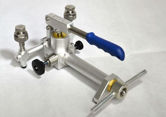 ISO Certified Manual Air Pressure Calibration Pump for Industrial Applications