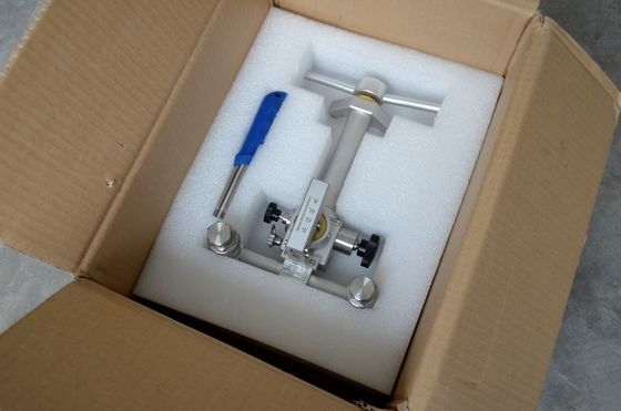 Professional L286*W198*H140 mm HS703 Lab Machine Pneumatic Pressure Gauge Calibrator
