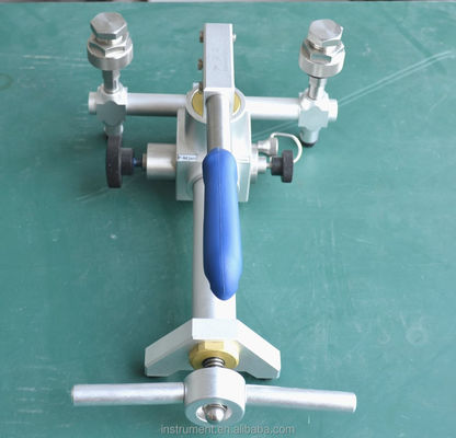 Customized and Versatile HS703 Pressure Gauge Calibration Hand Pump -0.95-60 bar