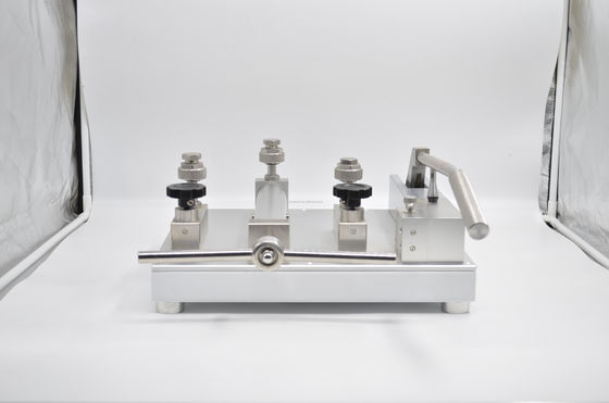 Professional -0.95-60 bar Pneumatic Comparator for Accurate Pressure Calibration
