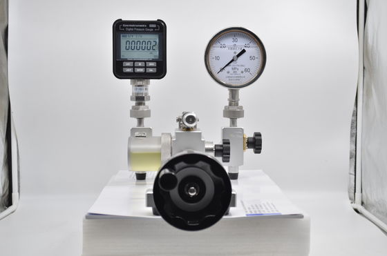 HS705 Hydraulic Pressure Comparison Pump Pressure Range 0-600/700 Bar for Industrial